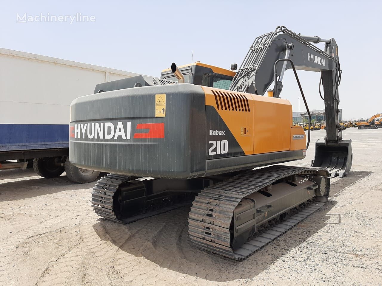 Hyundai R210 SMART excavadora de cadenas nueva