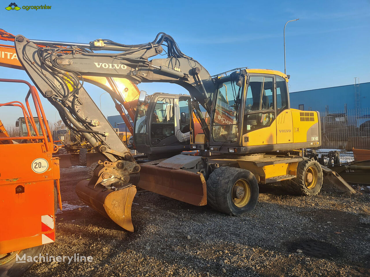 Volvo EW 140 C excavadora de ruedas