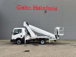 Nissan Cabstar 35.14! plataforma sobre camión